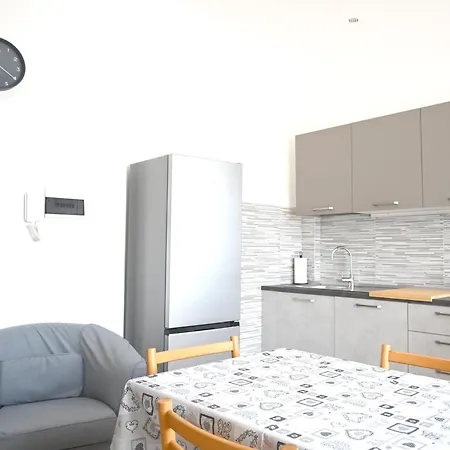 Se268 - Marzocca, Comodo Quadrilocale Con Garage *