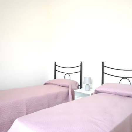 Se268 - Marzocca, Comodo Quadrilocale Con Garage Apartmán